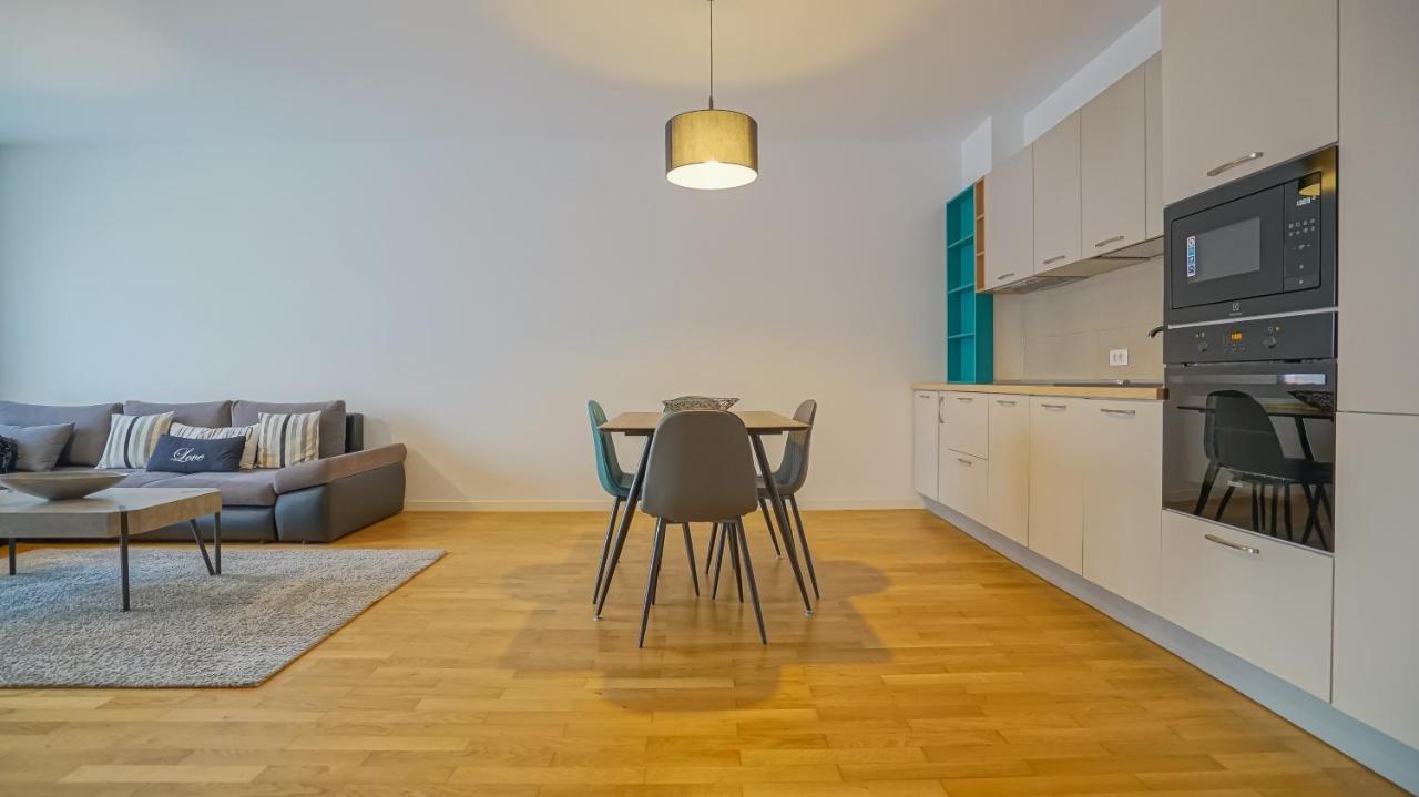 Downtown Premium Apartments Brasov Exterior photo