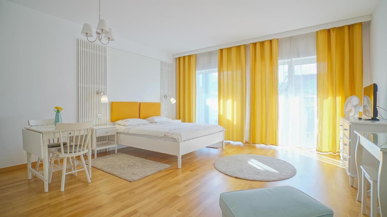 Downtown Premium Apartments Brasov Exterior photo