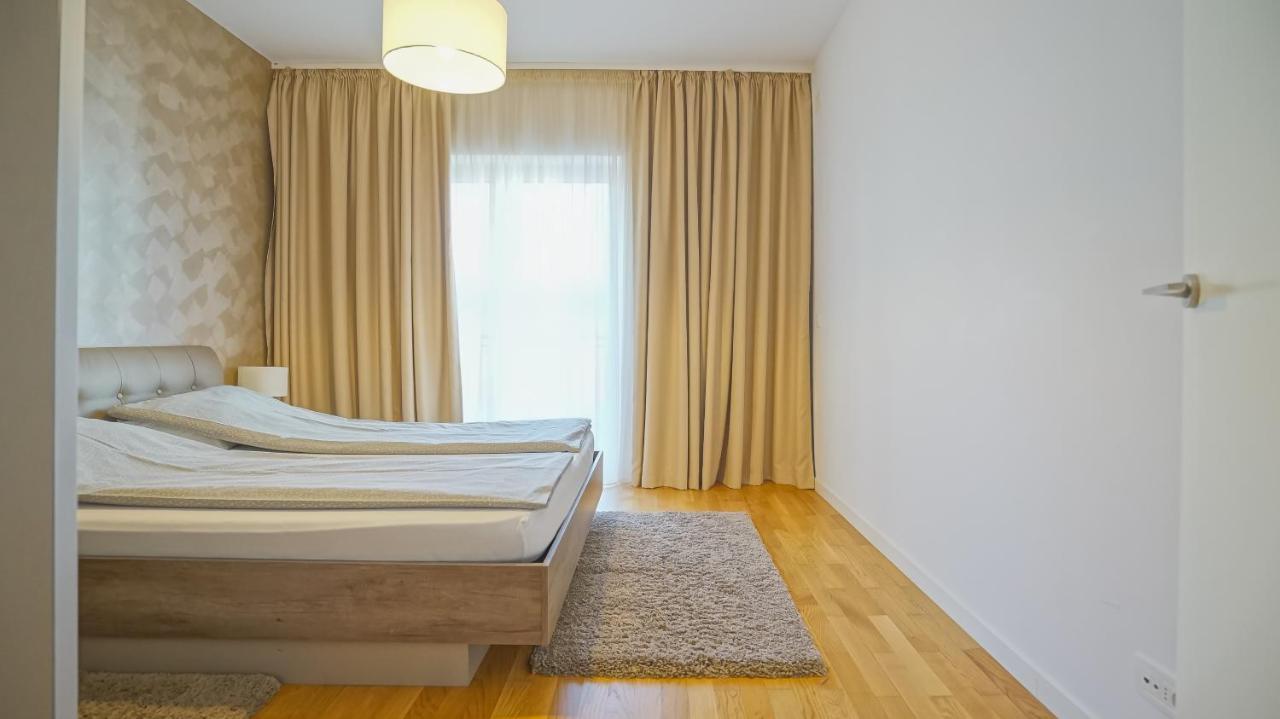 Downtown Premium Apartments Brasov Exterior photo